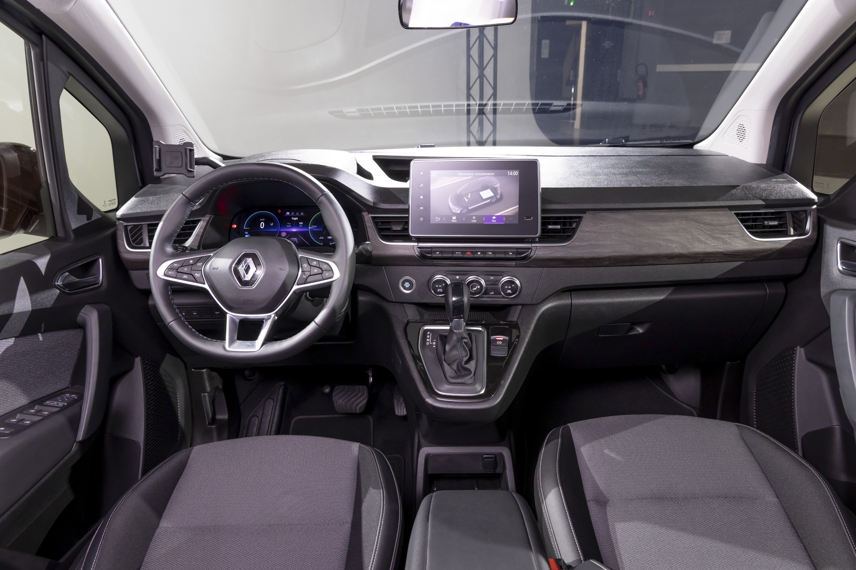 Renault Master L3H2 — Utilitaire Professionnel